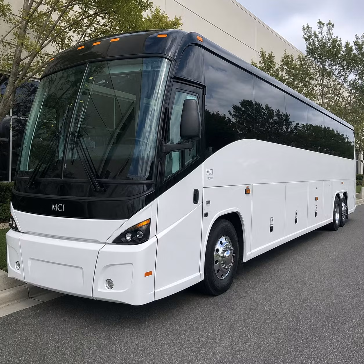 reliable shuttle service between tyler government facilities and regional airports